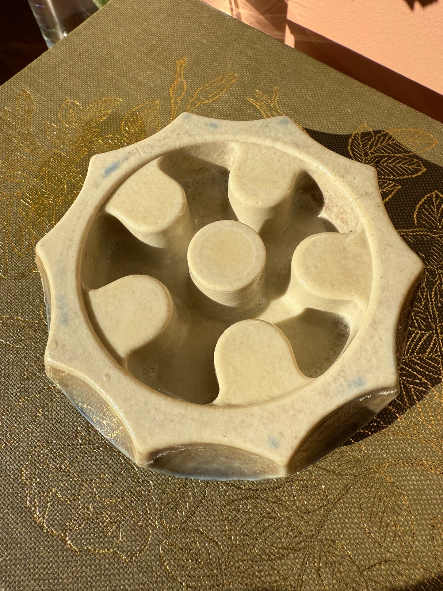 Wade Waterlily Flower Candleholder