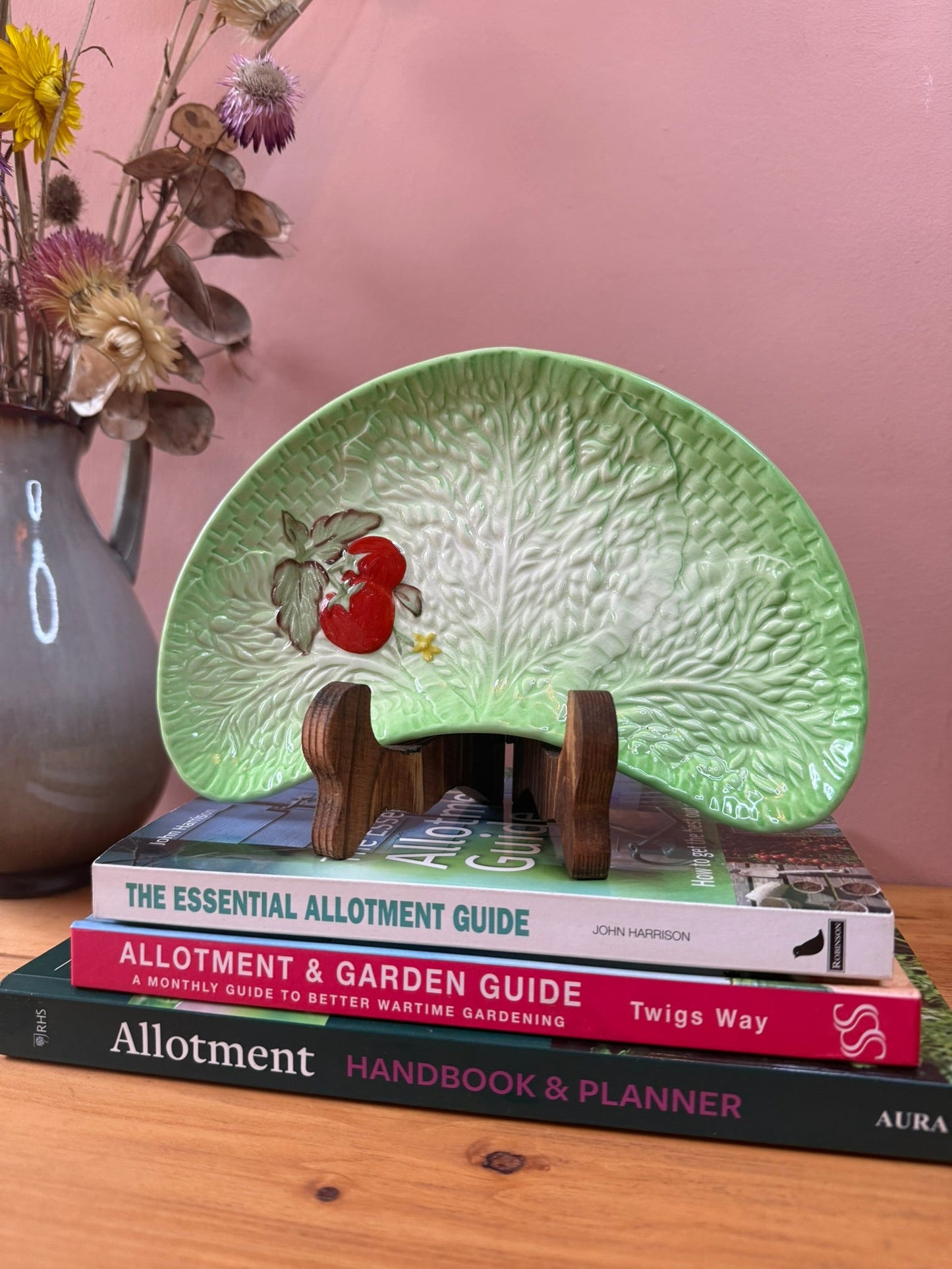 Crown Devon Ceramic Lettuce & Tomato Dish