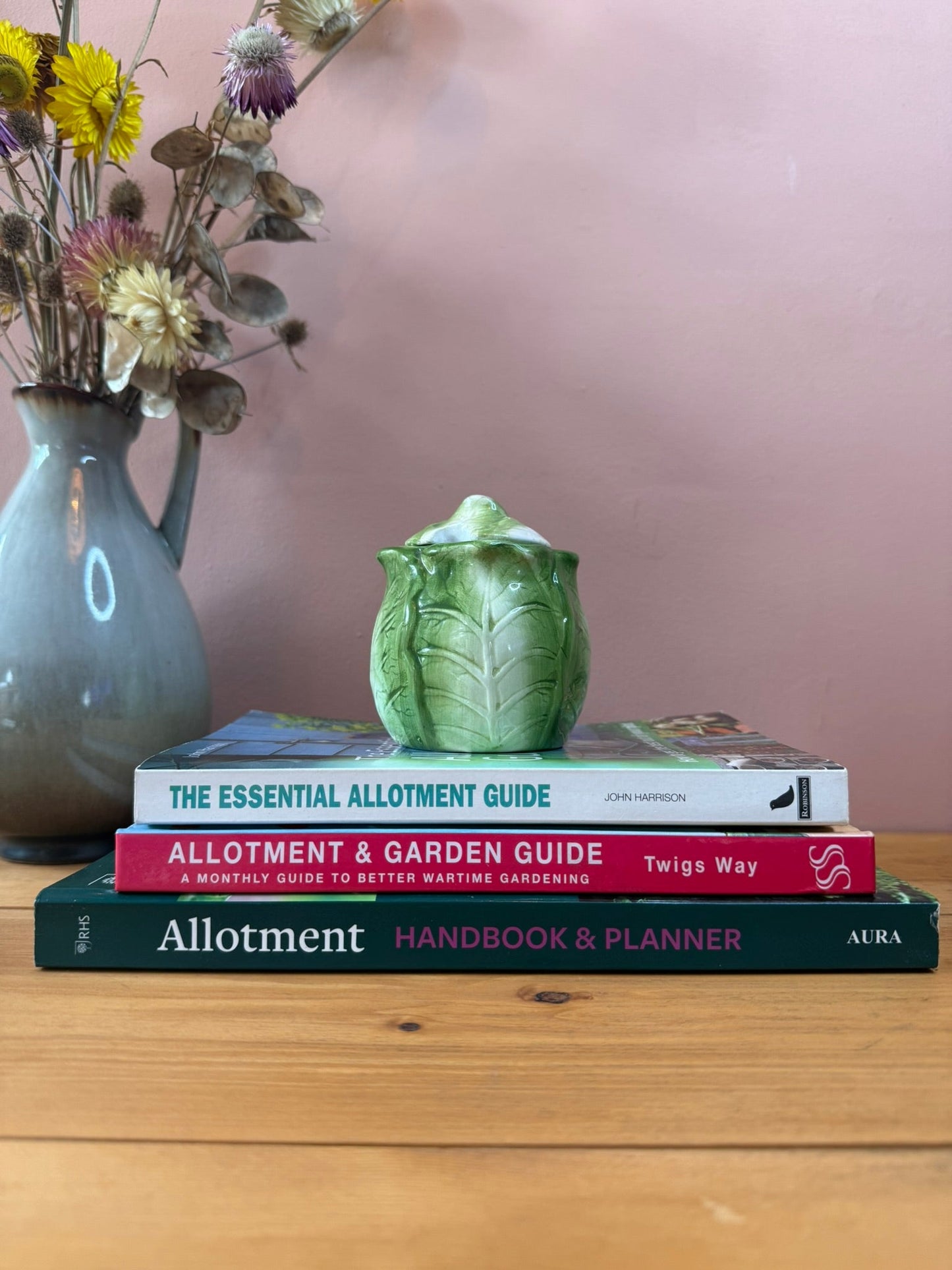 Cabbage Leaf Milk and Sugar Set